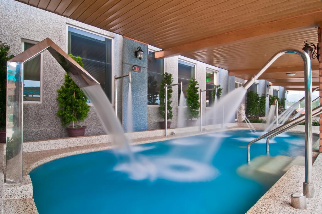 Jinshan Sakura Bay Hot Spring Hotel Exterior foto